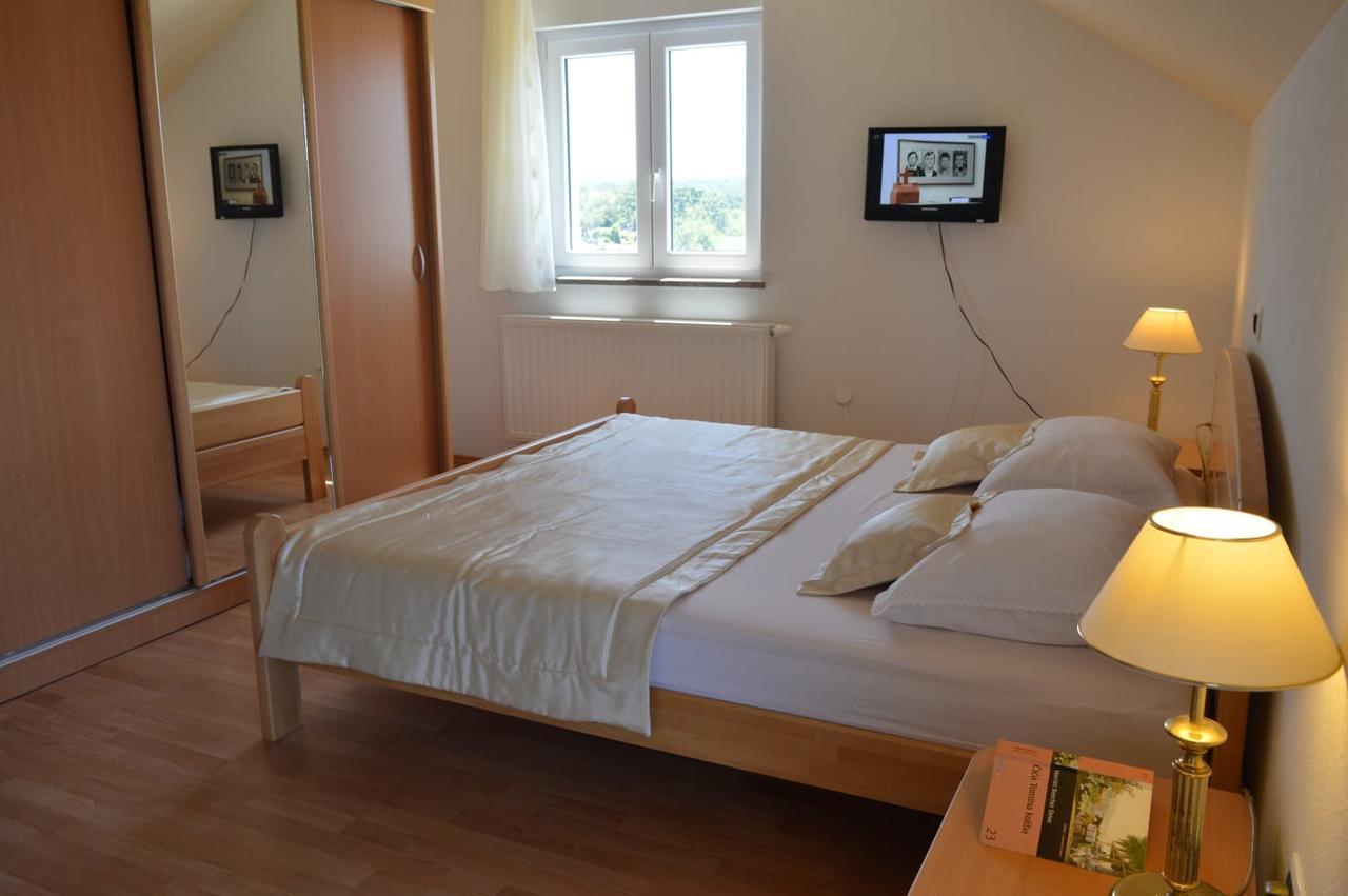 Blue Lake Luxury Rooms Grabovica Extérieur photo